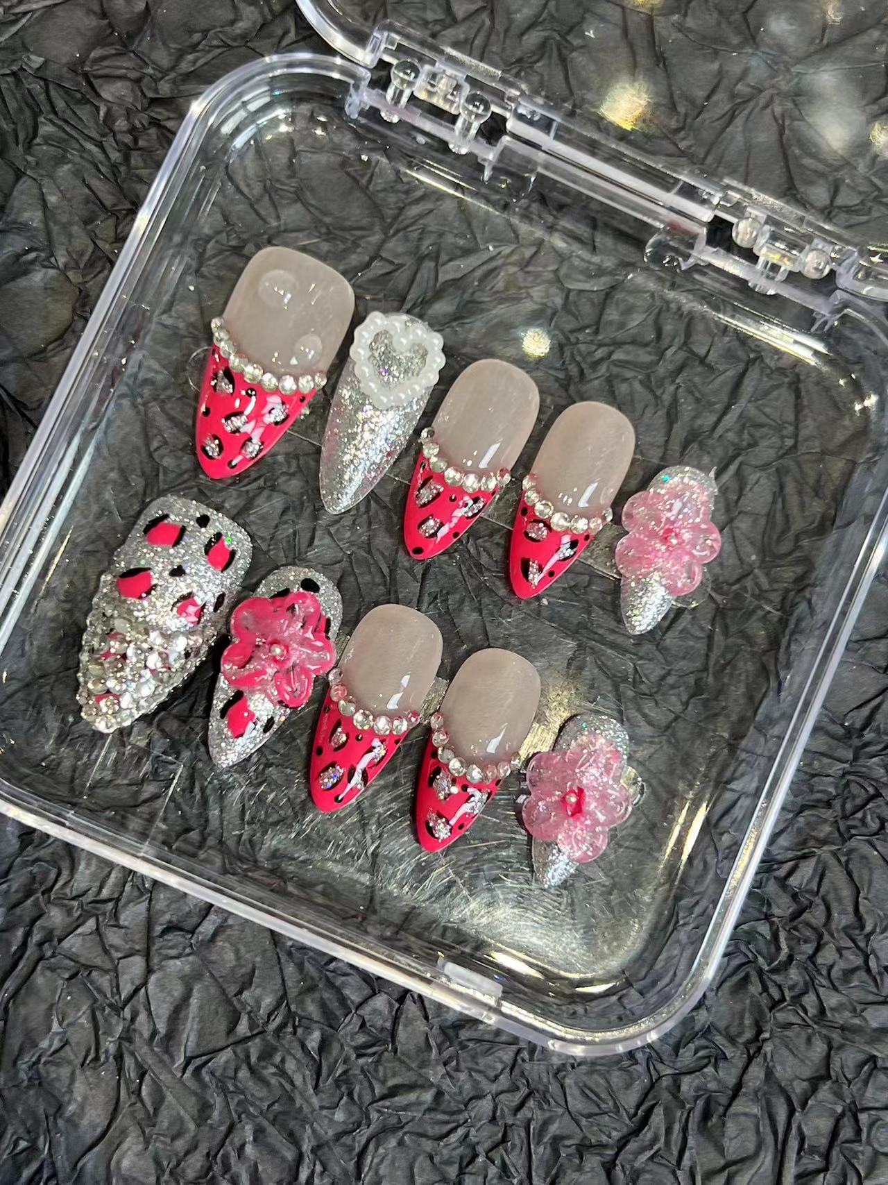 Contrasting Leopard Print Almond Nail Art Patch Wearing Nail Patch Advanced Sense Summer European and American Cross-border Handmade Pure Summer