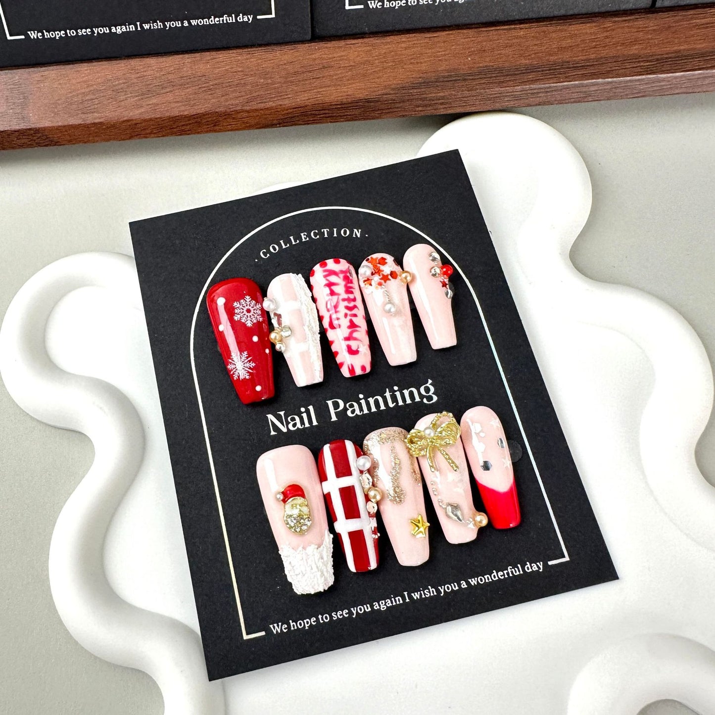 Christmas hand-painted wearing nail pads medium and long T-shaped cross-border European and American handmade nail patches wholesale advanced sense