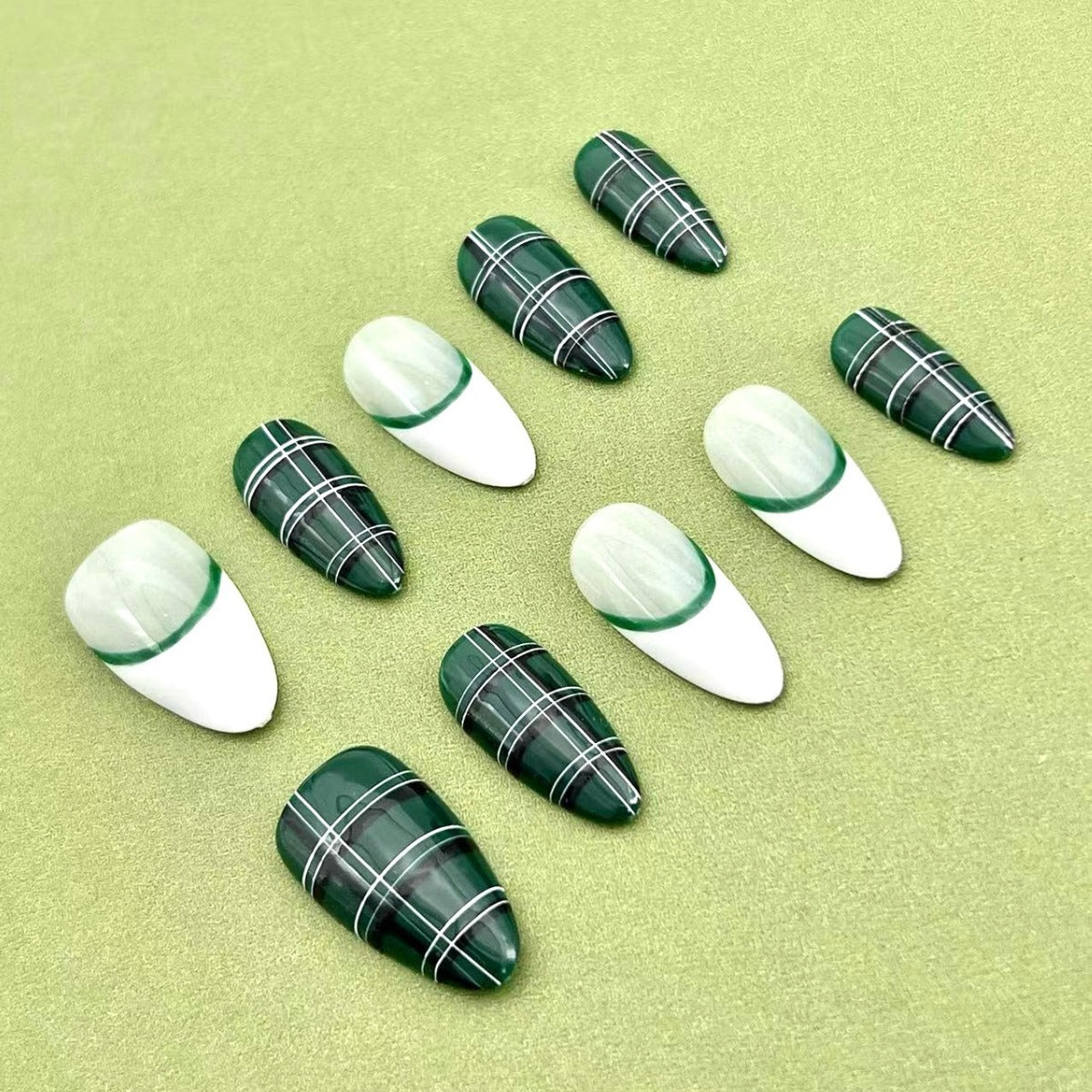 Scottish plaid dark green manicure white pure hand-worn armor overseas cross-border finished product wholesale