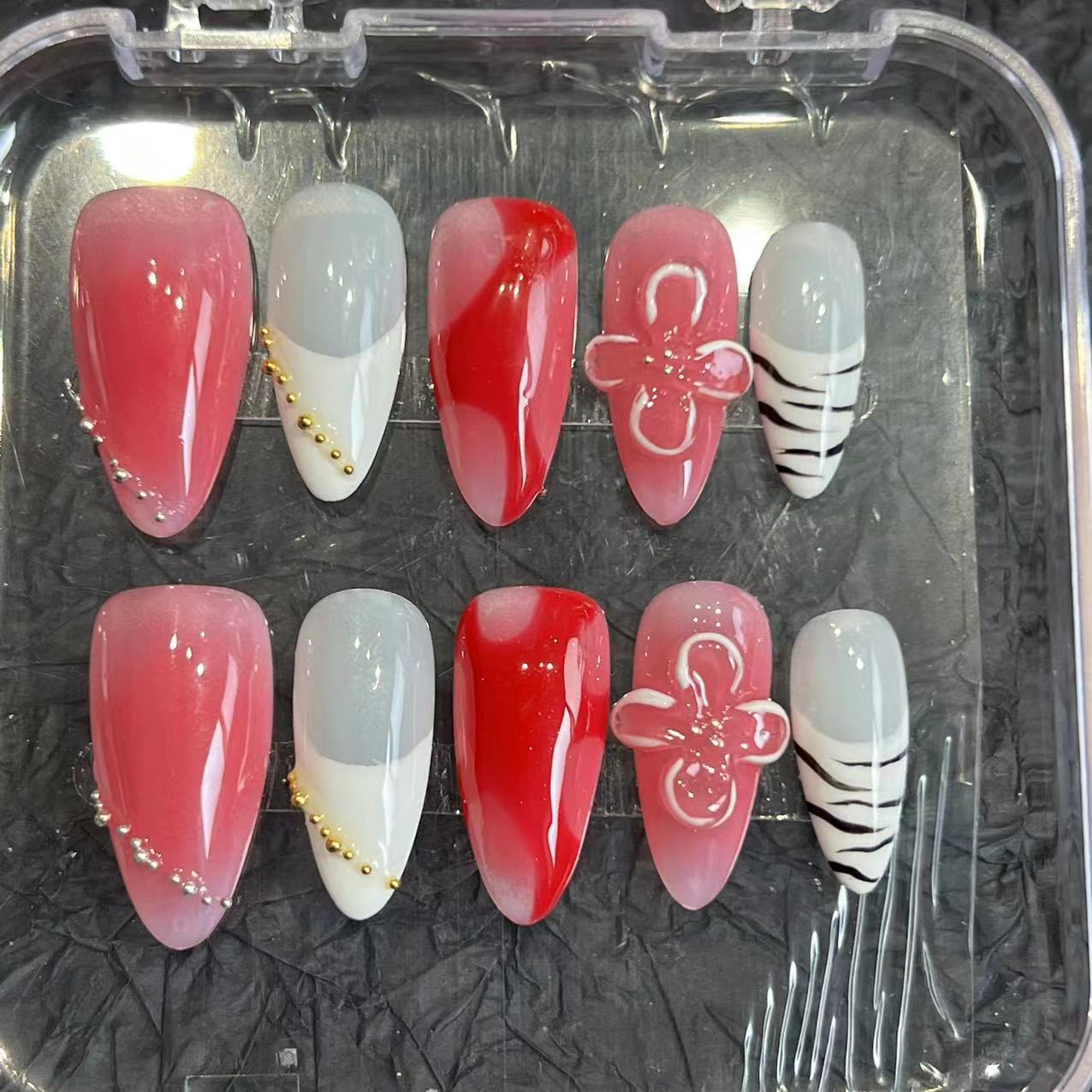 Pure hand-kneaded petals, European and American cross-border wearing nail pads, advanced sense, pure hand-painted nail patches in summer