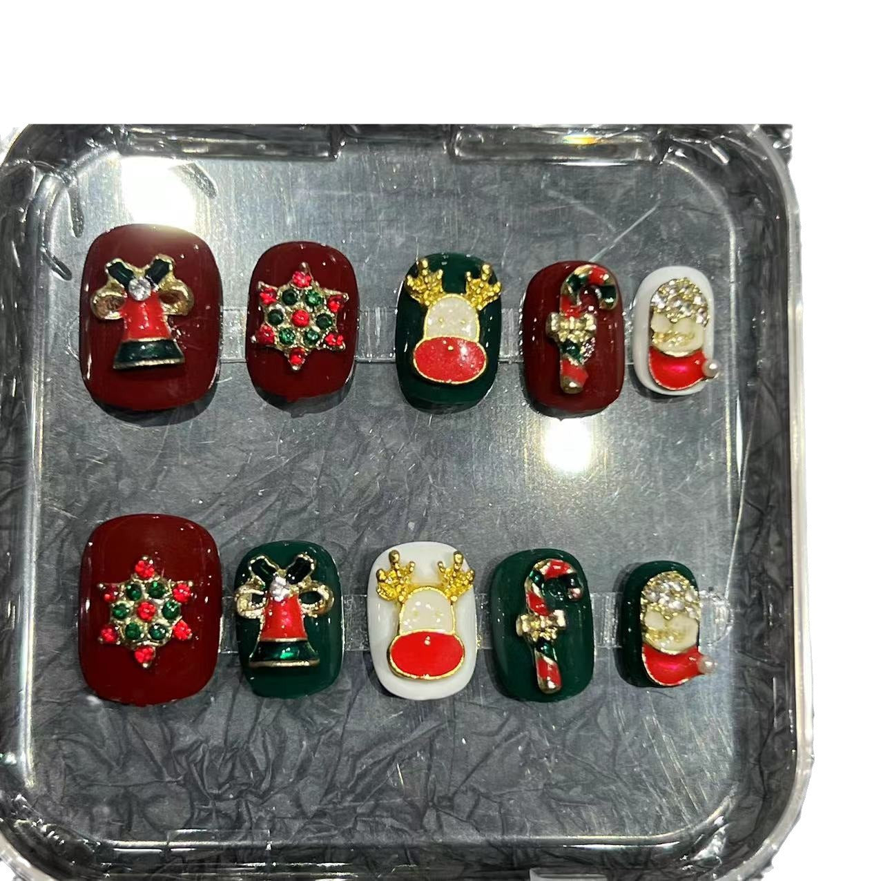 Christmas ornaments are purely handmade nail pads, nail patches, overseas cross-border finished product wholesale