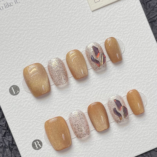 1292 Noble Cat's Eye-stijl press-on-nagels 100% handgemaakte kunstnagels nude-kleur