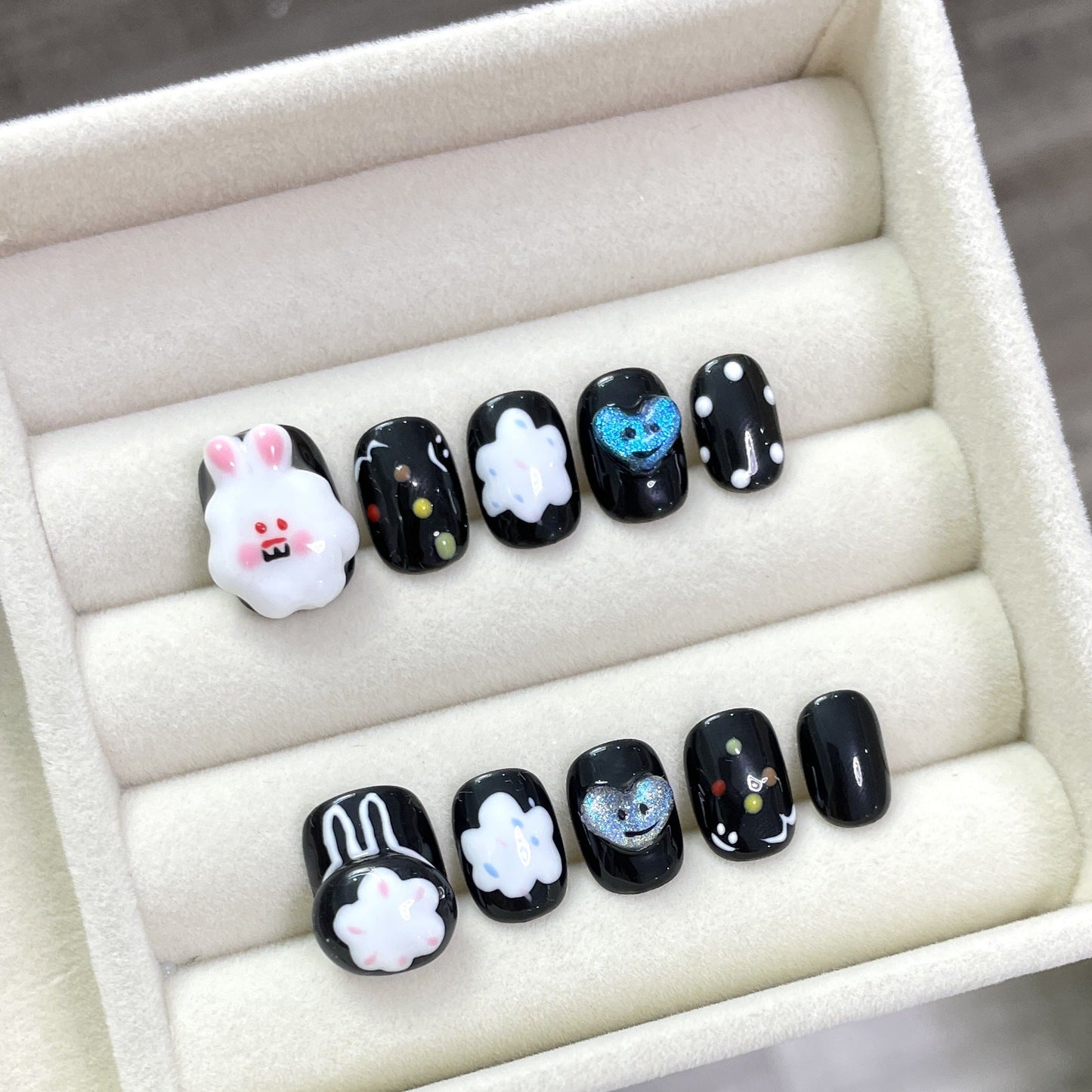 1384 Cute Rabbit Cateye style press on nails 100% handmade false nails black