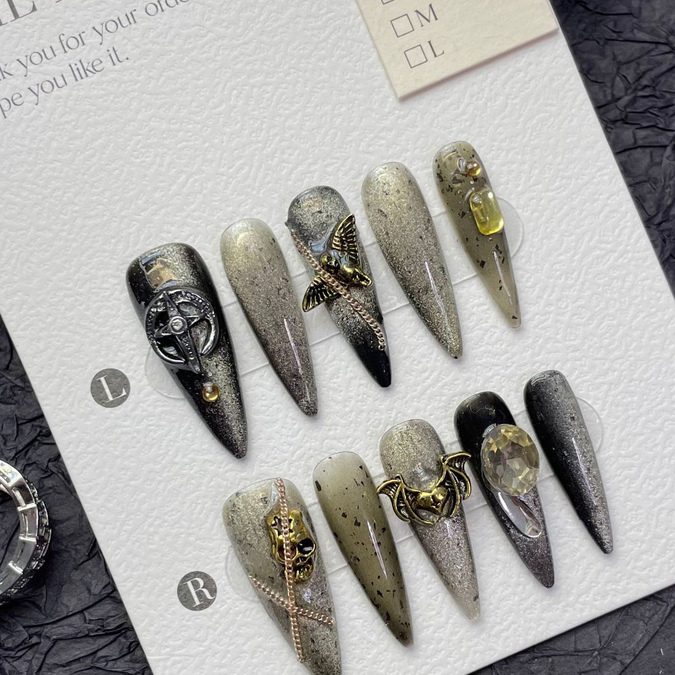 1275 Chain Cat Eye-stijl pers op nagels 100% handgemaakte kunstnagels goudkleurig zilverzwart