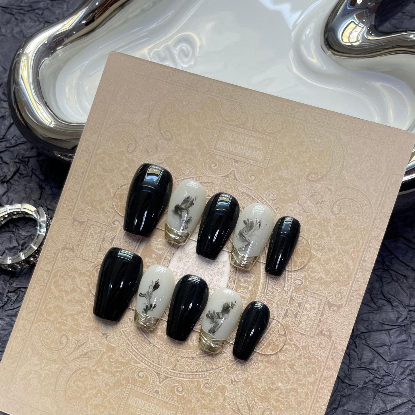 1243 Dark Night Stain style press on nails 100% handmade false nails black white