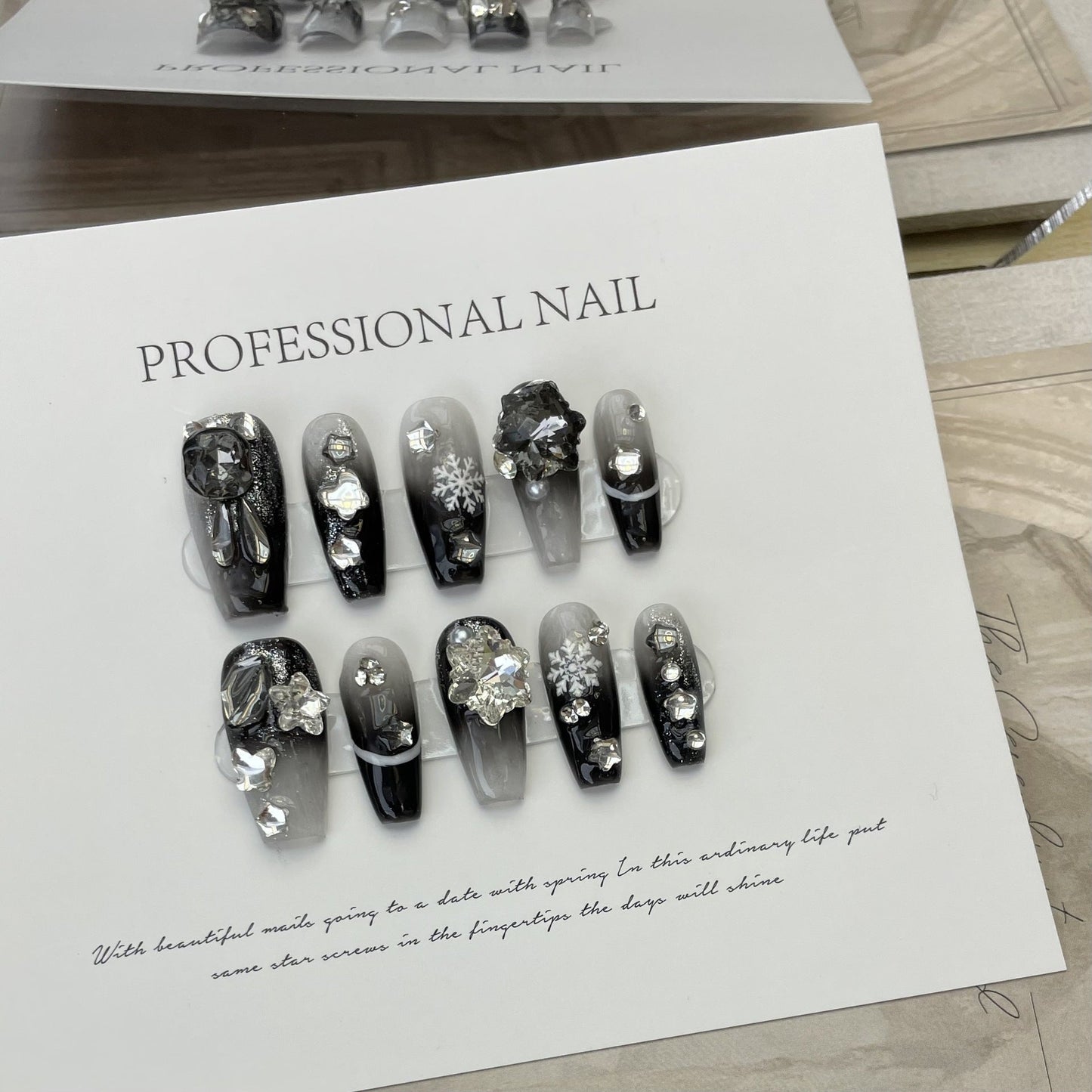 569 Snow Rhinestone style press on nails 100% handmade false nails black