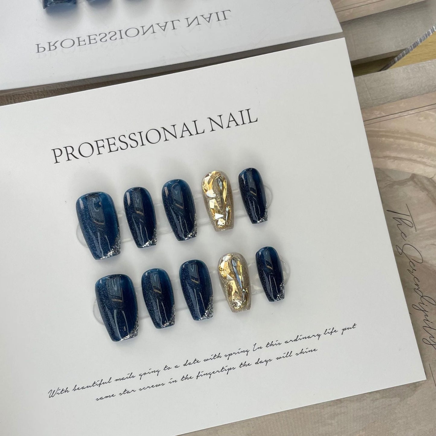 616 London Blue Cateye Effect press on nails 100% handmade false nails blue