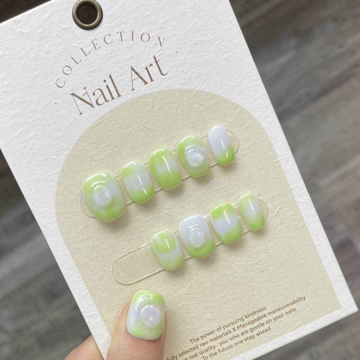 864 presse de style vert sur les ongles 100% faux ongles faits à la main blanc vert