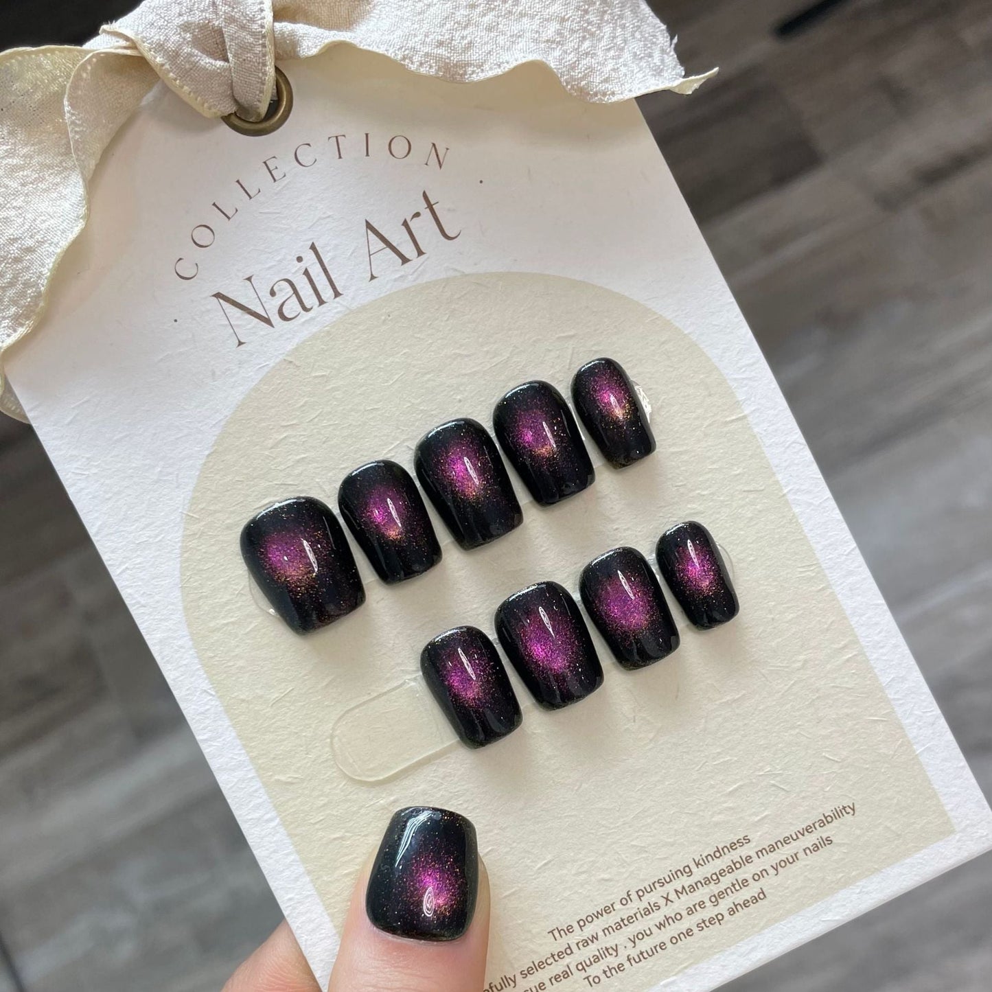 743 Chasing Cat's Eye stijl press-on nagels 100% handgemaakte kunstnagels zwart roze