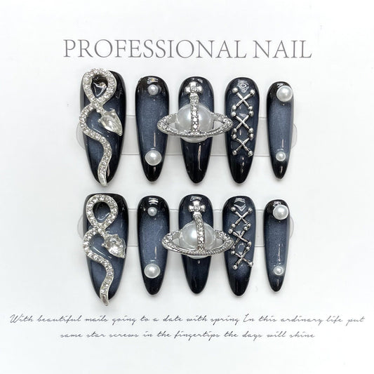 1037 Punk snake-stijl pers op nagels 100% handgemaakte kunstnagels zwart zilver