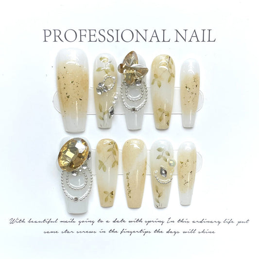 1145 Presse style Maillard sur ongles 100% faux ongles faits main couleur nude