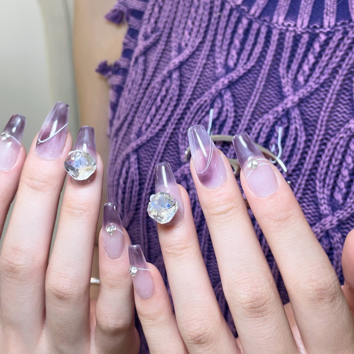 1098 presse de style raisin sur les ongles 100% faux ongles faits à la main violet
